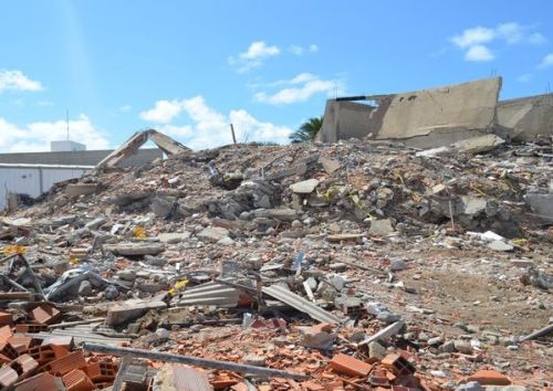 Obra do edifício que desabou em Aracaju era irregular