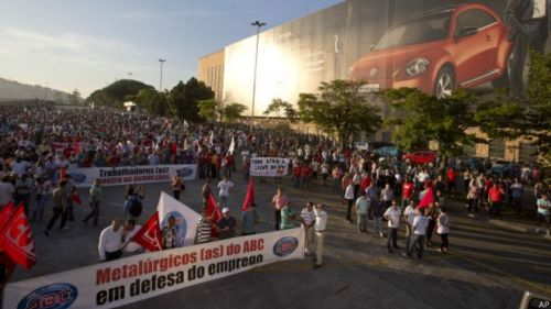 Desemprego aumentará no Brasil e no mundo até 2016, diz OIT