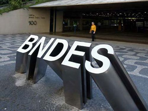 Empréstimos do BNDES para saneamento aumentaram 118% em 2014