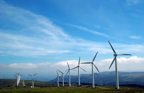 Saiba como a energia renovável pode ajudar a economia diante da pandemia